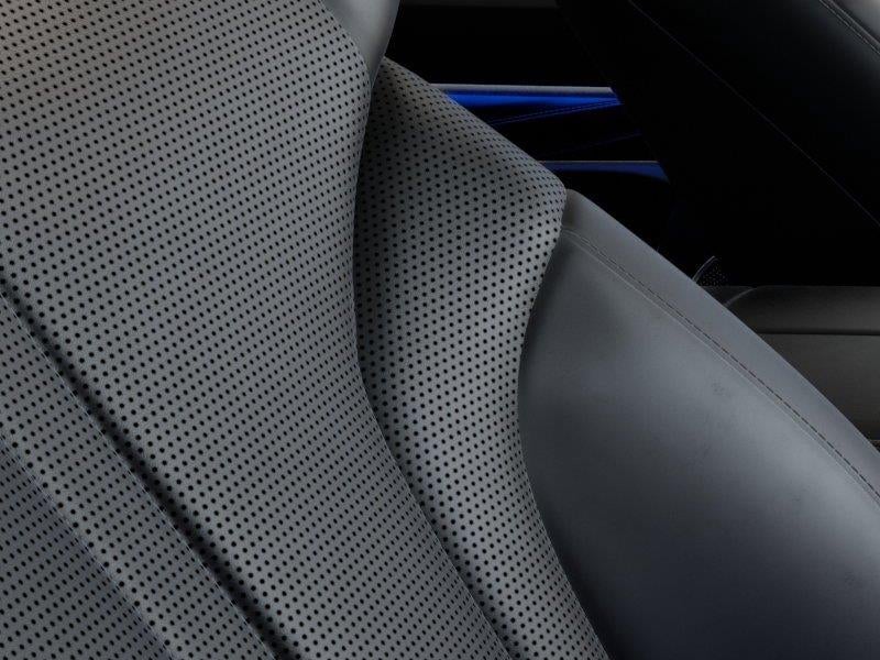 2027 Genesis GV80 2.5T Select
