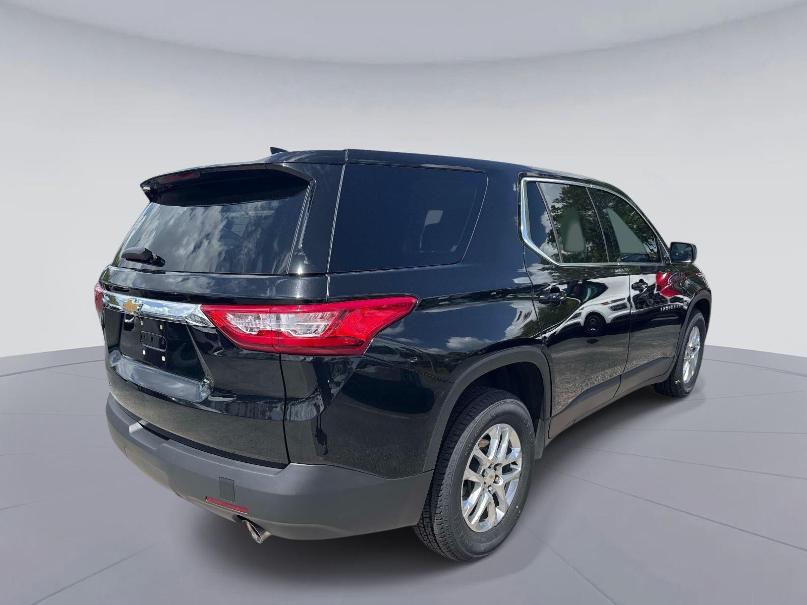 2021 Chevrolet Traverse LS