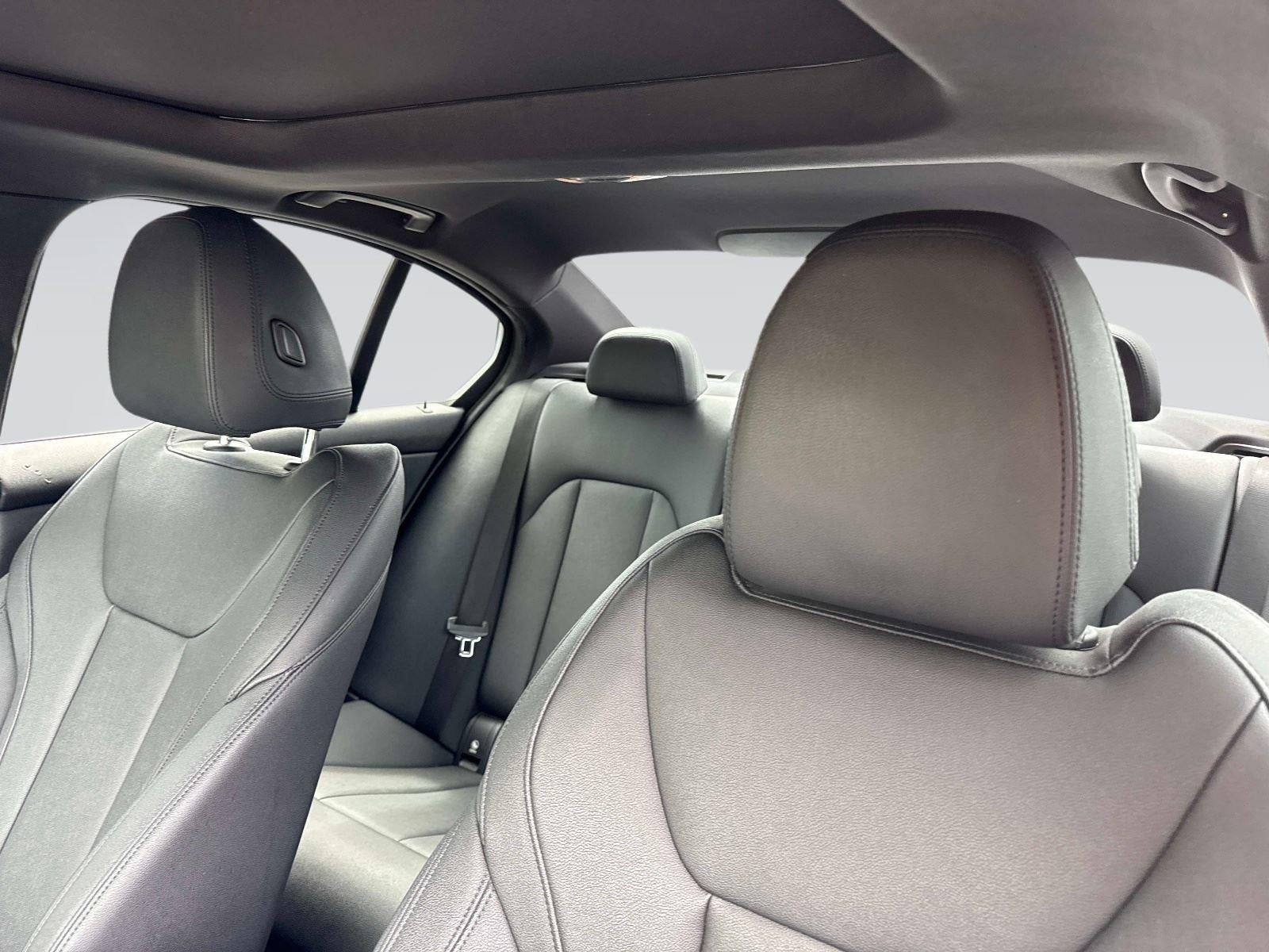 2020 BMW 3 Series 330i xDrive