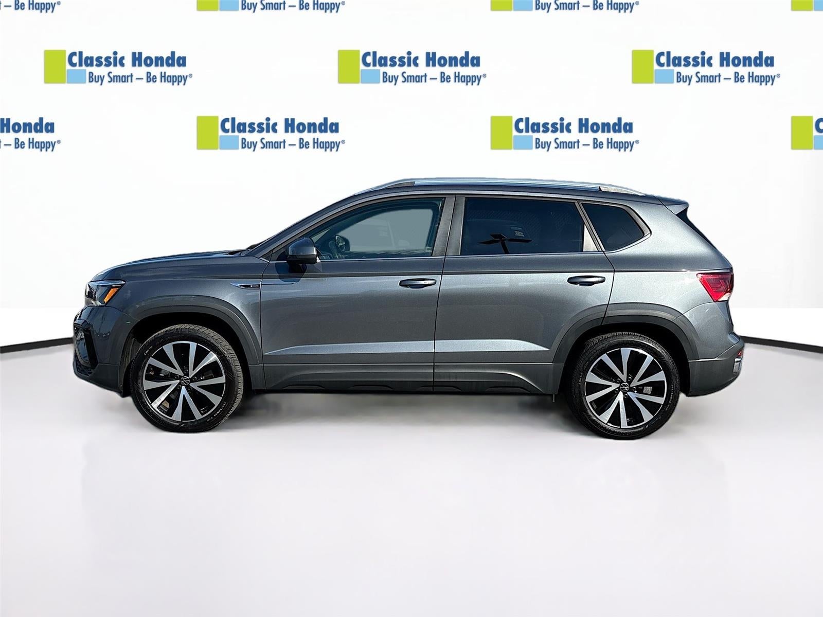 2024 Volkswagen TAOS SE SE