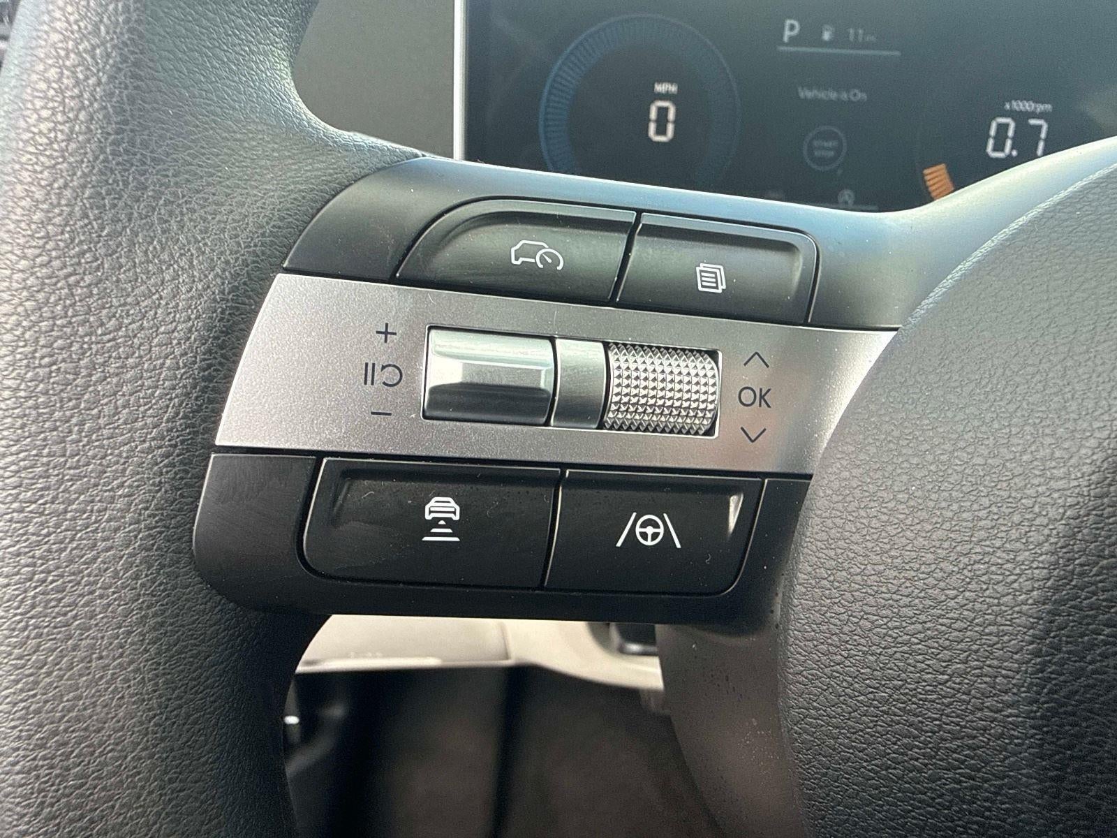 2025 Hyundai TUCSON SEL SEL