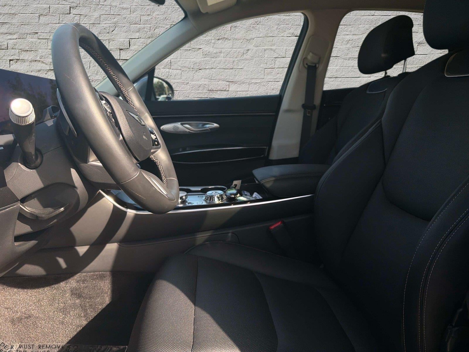 2026 Genesis Gv70 2.5T