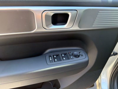 2027 Hyundai Santa Fe SE