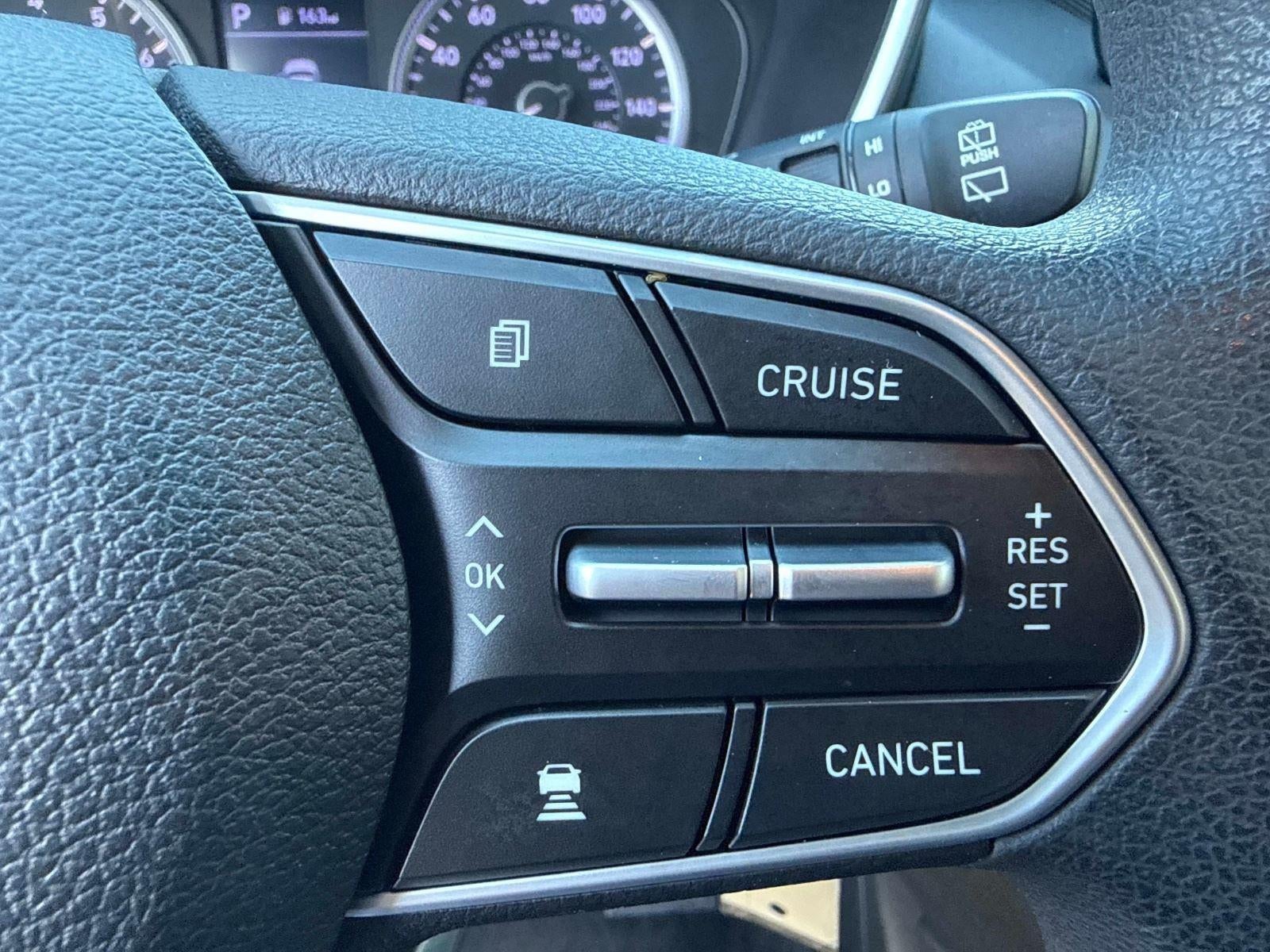 2020 Hyundai Santa Fe SE