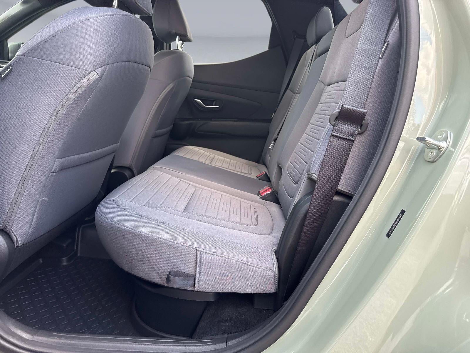 2024 Hyundai Santa Cruz SE