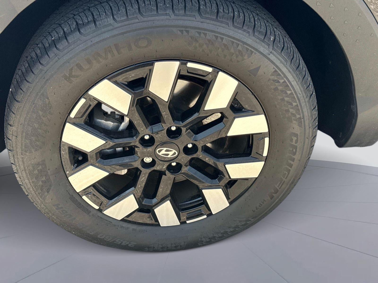 2025 Hyundai Santa Cruz SEL Activity