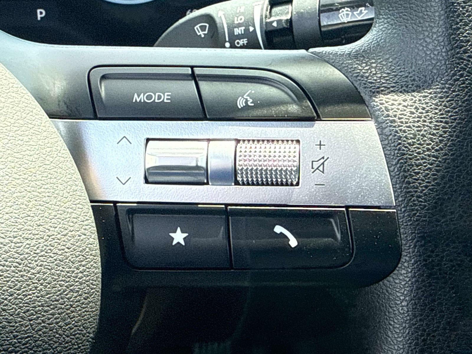 2025 Hyundai Santa Cruz SEL Activity