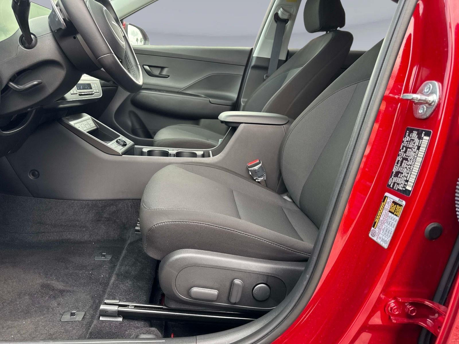 2025 Hyundai Kona SEL Convenience