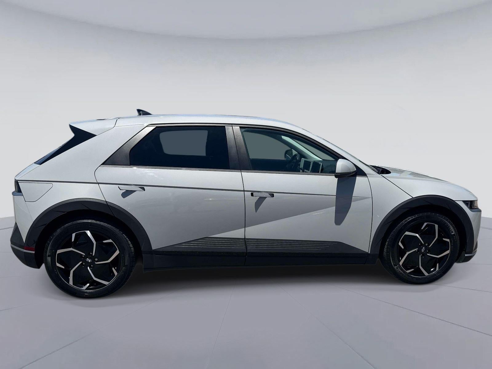 2023 Hyundai IONIQ 5 SE