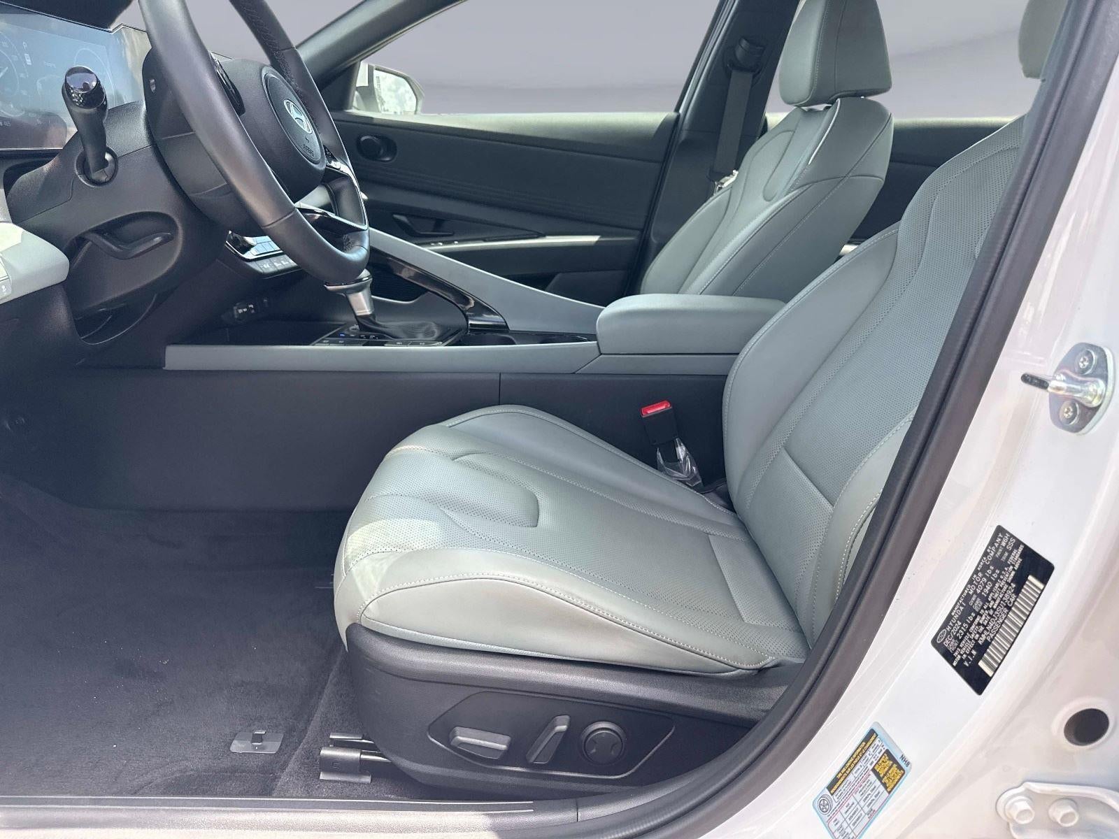 2025 Hyundai Elantra Hybrid Limited