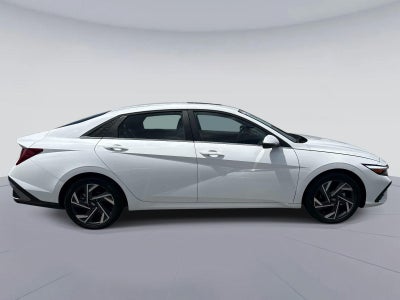 2025 Hyundai Elantra Hybrid Limited