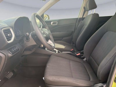 2022 Hyundai Venue SE