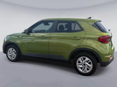 2022 Hyundai Venue SE
