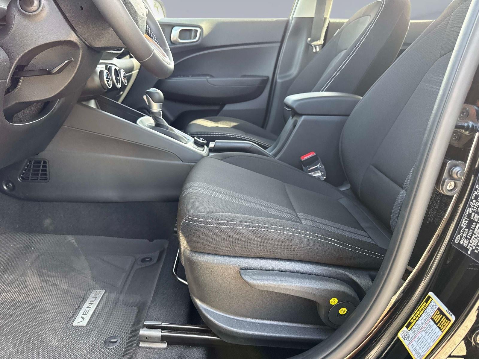 2025 Hyundai Venue SEL