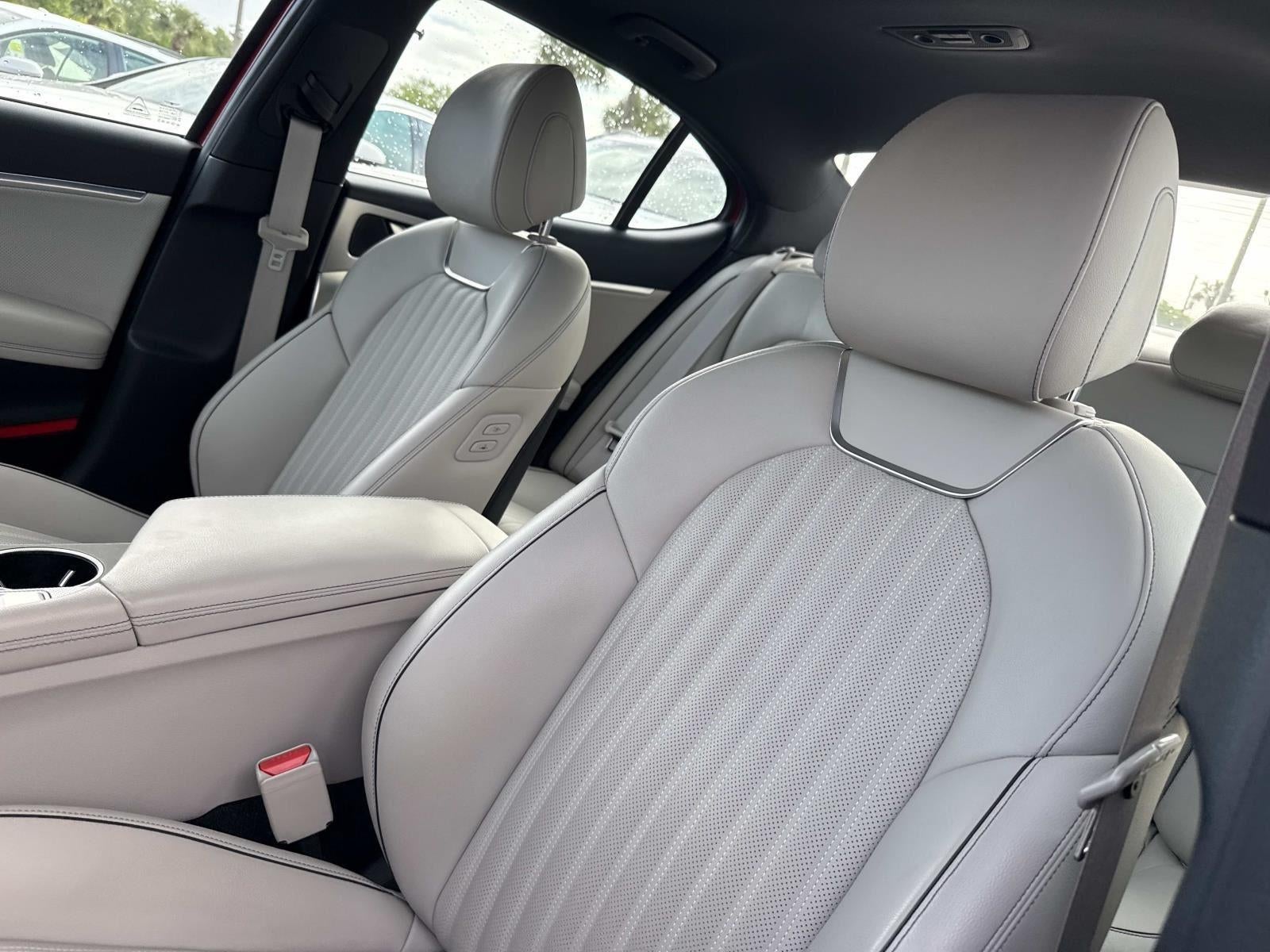 2022 Genesis G70 2.0T