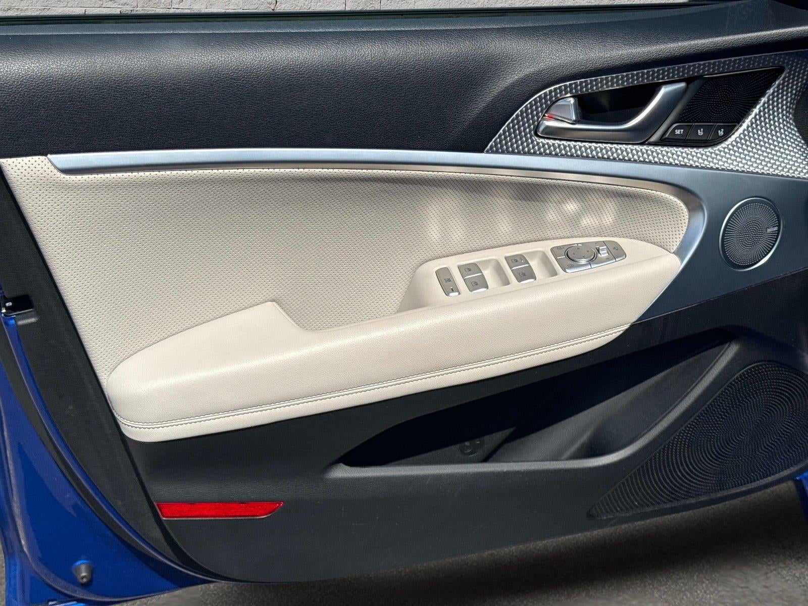 2023 Genesis G70 3.3T