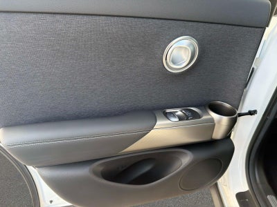 2025 Genesis GV60 Standard