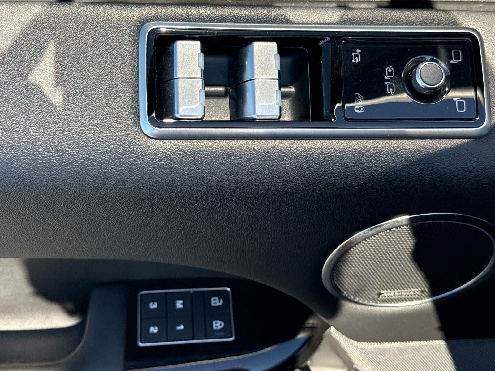 2021 Land Rover Range Rover Sport HSE Silver Edition